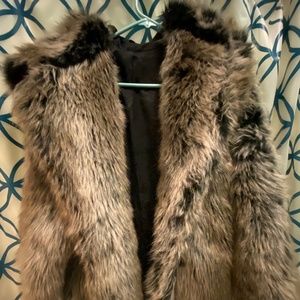 Spirithoods Grey Wolf faux fur coat M (unisex)